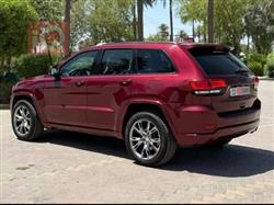 جیپ گراند شیرۆکی